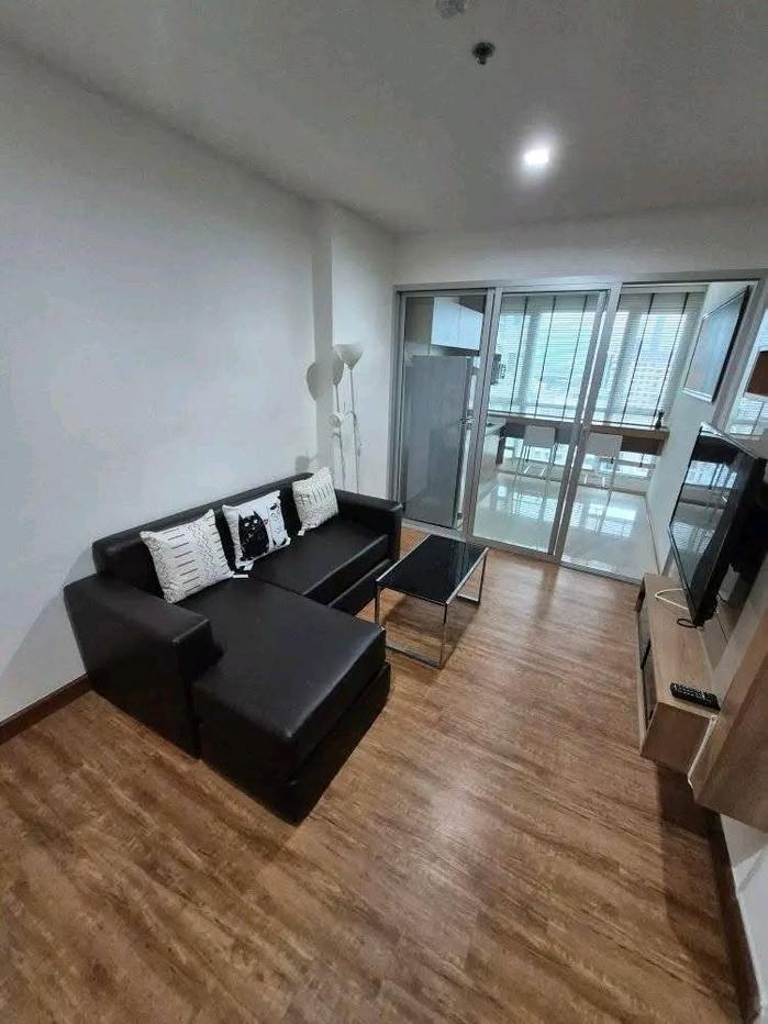 รูป Rhythm Sukhumvit 50 1 Bed เลย์เอาท์กว้างจัดเต็ม  ห้องนอนแยกสัดส่วนพร้อมหน้าต่างบานใหญ่และม่านกันแสง พร้อมเข้าอยู่ - รูปที่ 1/8