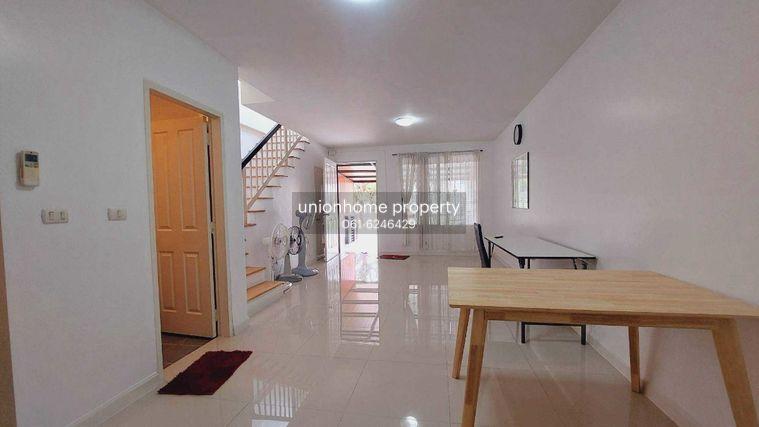 รูป ให้เช่าทาวน์โฮม 3 ชั้น ลาดกระบัง 20/1 ทาวน์พลัส อ่อนนุช-ลาดกระบัง **23,000 บาท/เดือน** (N.2257) - รูปที่ 1/7