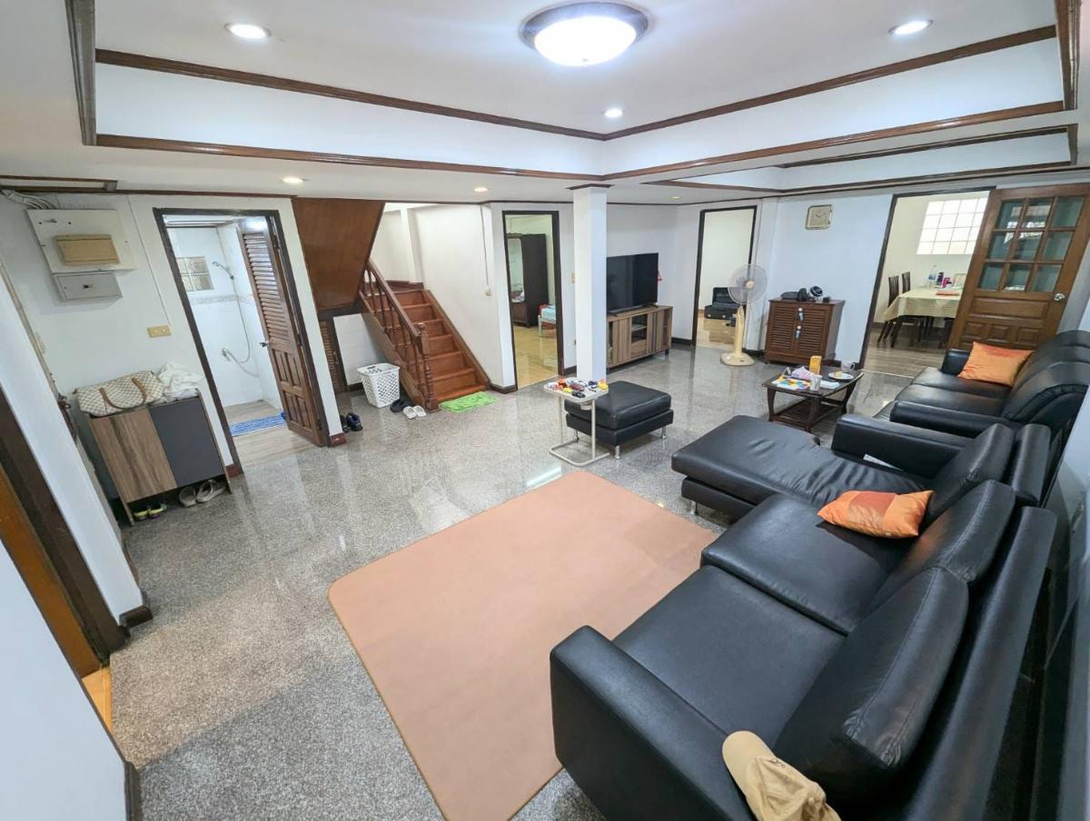 picture HK0214, Detached House for Rent 4Br, ( Ratchada-Huaikhwang ). - 12/15