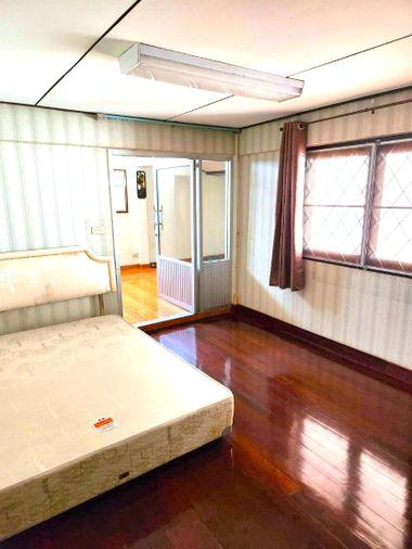 picture HK0214, Detached House for Rent 4Br, ( Ratchada-Huaikhwang ). - 13/15
