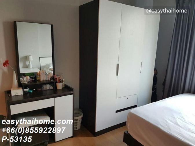 รูป P-53135 ให้เช่า ไฮฟ์ สุขุมวิท 65 | วิวสระว่ายน้ำ | เฟอร์นิเจอร์ครบ | ใกล้ BTS พระโขนง | พร้อมเข้าอยู่ 📞 Line ID: @easythaihome | 085-592-2897 - รูปที่ 5/8
