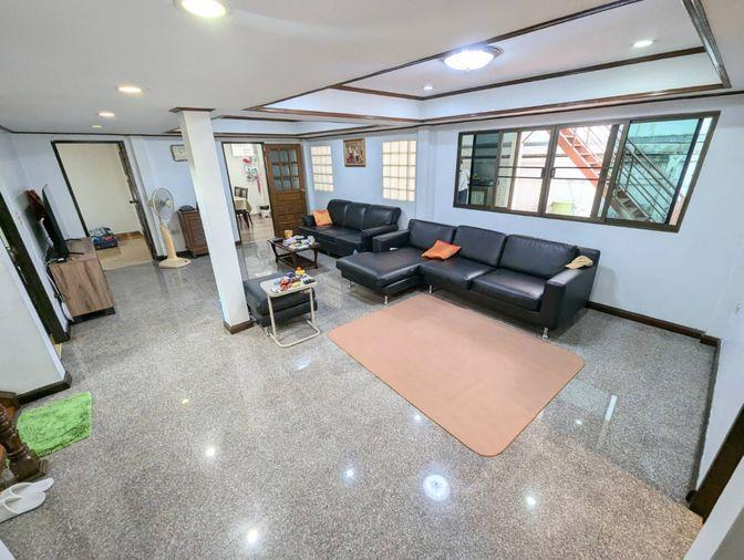 picture HK0214, Detached House for Rent 4Br, ( Ratchada-Huaikhwang ). - 11/15