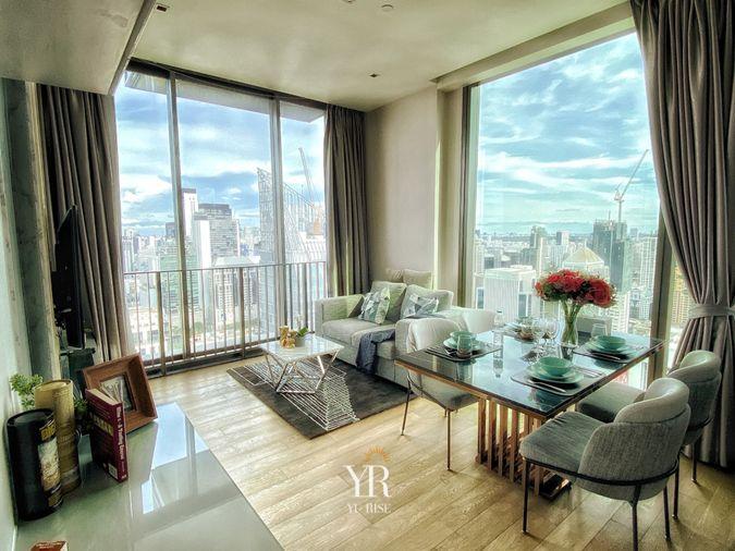 รูป 28 Chidlom คอนโดหรูห้องมุมชั้นสูง วิวเมืองพาโนรามา ตกแต่งหรูสไตล์ Modern Luxury ผนังหินอ่อน มีมุม Daybed ริมหน้าต่างไว้นั่งชิลชมวิว - รูปที่ 1/9