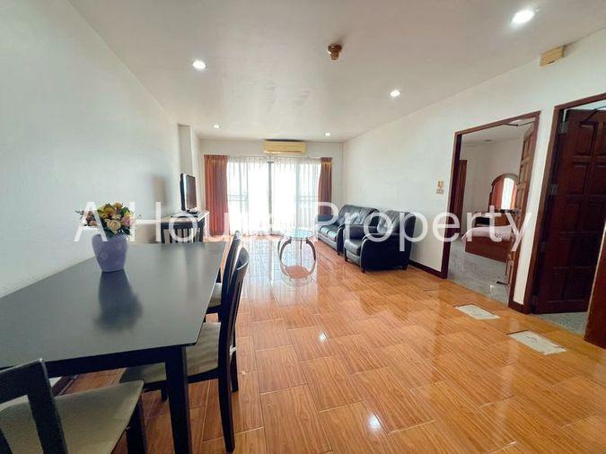picture Urgent sale! Eastern Tower Sriracha condo. Great value, city center location. - 3/16