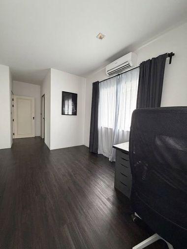 รูป ขาย บ้านเดี่ยว 2 ชั้น เพอร์เฟค เพลส พระราม 9–กรุงเทพกรีฑา บ้านใหม่ Fully Furnished พร้อมเข้าอยู่ (H6944) - รูปที่ 26/35