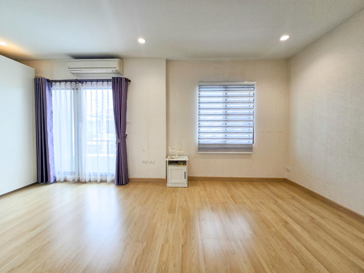 รูป ขาย บ้านแฝด อารียา โคโม่ บางนา-วงแหวน ขนาด 165 ตรม. 4 ห้องนอน 3ห้องน้ำ 3 ที่จอดรถ ใกล้เมกะบางนา เดินทางสะดวก - รูปที่ 16/20
