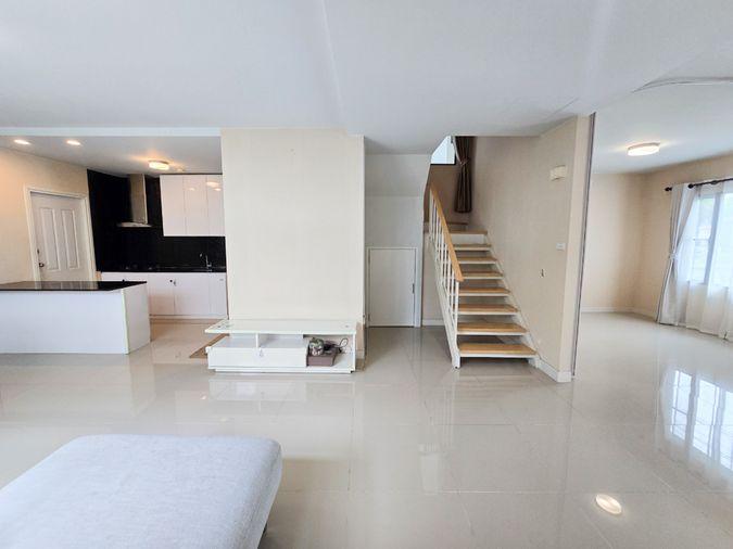 รูป ขาย บ้านแฝด อารียา โคโม่ บางนา-วงแหวน ขนาด 165 ตรม. 4 ห้องนอน 3ห้องน้ำ 3 ที่จอดรถ ใกล้เมกะบางนา เดินทางสะดวก - รูปที่ 13/20