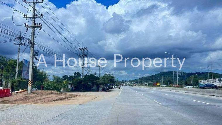 picture Beautiful plot of land for sale in Khao Khansong, Sriracha. Excellent location and easy access. - 4/4