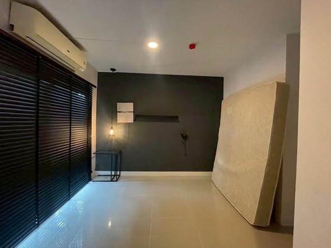 picture 🔥 For Sale – A Space Sukhumvit 77 | Poolside Unit | Ready to Move In - 9/10