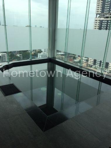 รูป One Bed to let at Aequa Sukhumvit 49, spacious room 52 sq.m., beautiful view, near BTS Thonglor - รูปที่ 17/21