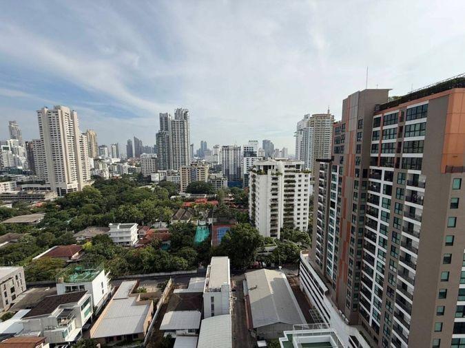 picture Noble State Sukhumvit 39 | Convenient location, connecting to Sukhumvit, Asoke, Thonglor, and Phetchaburi Road. #2026080615266 - 5/5