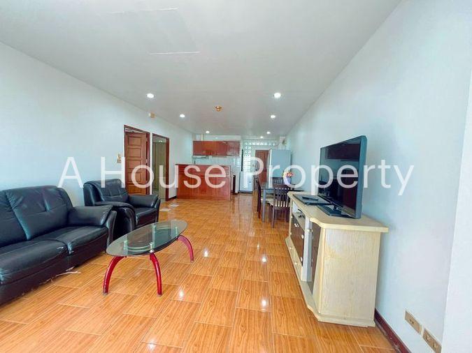 picture Urgent sale! Eastern Tower Sriracha condo. Great value, city center location. - 2/16