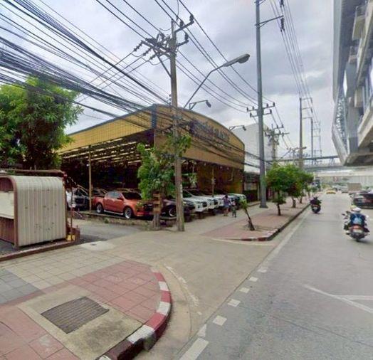 รูป ขายที่ดินติดศรีนครินทร์ ใกล้รถไฟฟ้าสายสีเหลือง 50 ม. เหมาะพัฒนาคอนโด ออฟฟิศ โรงแรม (N.2204) - รูปที่ 1/8