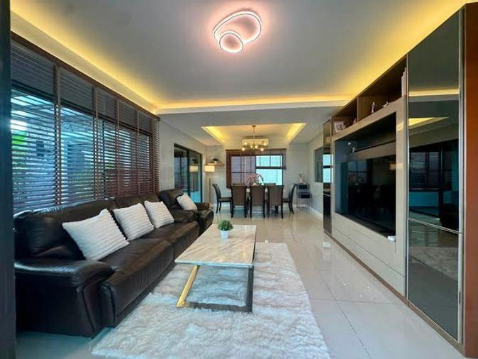 รูป บ้านเดี่ยวติดเมกะบางนา 4ห้องนอนถูกที่สุดในซอยบางแก้ว บ้านพร้อมเข้าอยู่  สไตล์cozy luxury สนามหญ้ากว้าง ไม้ใหญ่ร่มรื่น - รูปที่ 12/13