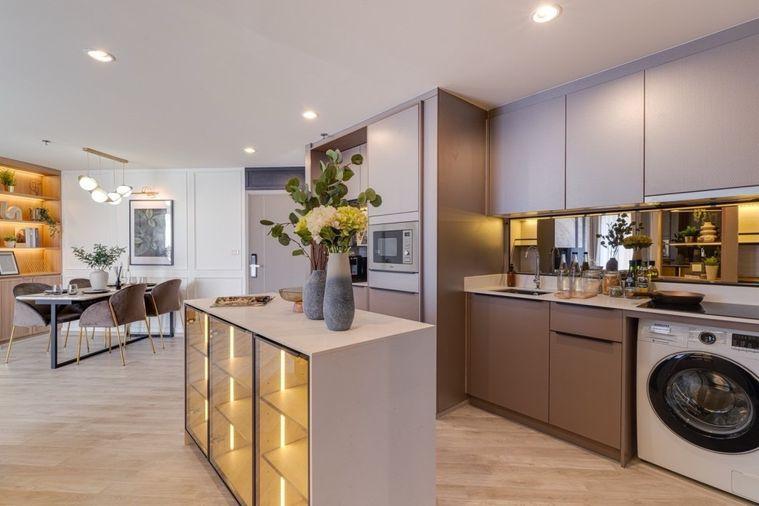 picture Ideo Mobi Sukhumvit Eastpoint Move-In Ready with Free Furniture & Transfer Fees Covered - 8/18