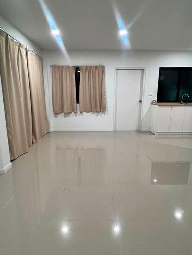 รูป ขาย ทาวน์โฮม 3 ชั้น หมู่บ้าน ลุมพินี ทาวน์ เพลส สุขุมวิท-ศรีนครินทร์ เดินทางสะดวก ใกล้ BTS (TH6924) - รูปที่ 4/20