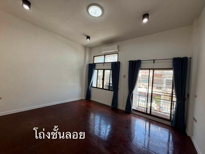 รูป ให้เช่า ทาวน์โฮม 3.5 ชั้น บ้านกลางเมือง รัชดา–เหม่งจ๋าย 1 พร้อมเข้าอยู่ (TH6925) - รูปที่ 8/13