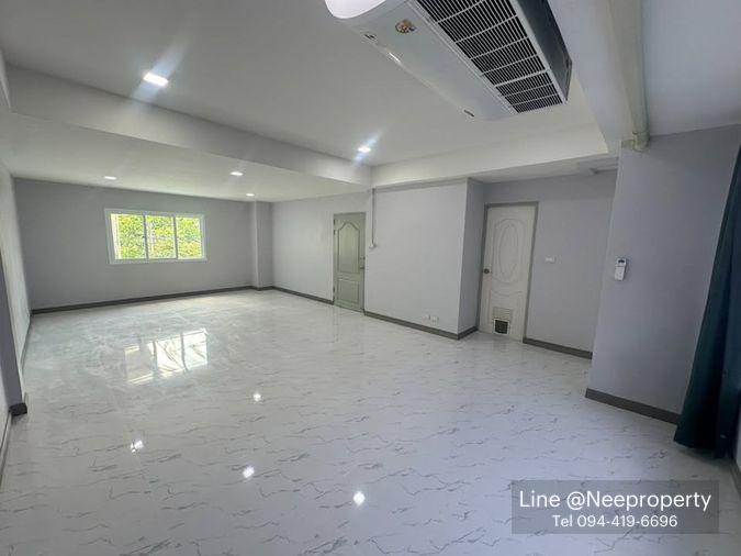 รูป ให้เช่า โฮมออฟฟิศ 4 ชั้น ลาดพร้าว 80 | ทำเลทะลุรัชดา–เหม่งจ๋าย พร้อมอยู่ (HO6915) - รูปที่ 8/27