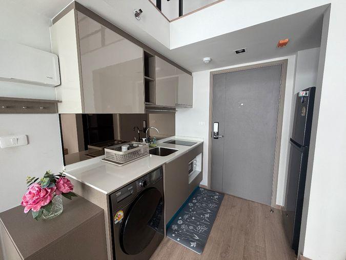 picture Luxury duplex 2Bedroom in Rama 9 with soaring ceilings & natural light. - 7/10