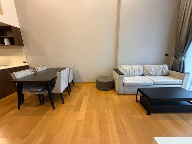 picture Siamese Exclusive 31 Duplex rooms, high ceilings, warm atmosphere. With a private elevator delivered directly to the room. and a spacious living room - 3/26