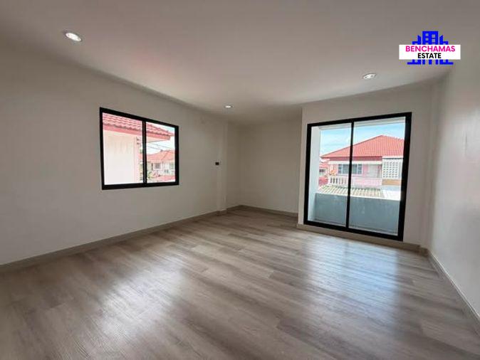รูป 🔥 ขายบ้านหมู่บ้านพระปิ่น 2 | Prapin 2 | ใกล้สถานีศาลาธรรมสพน์ - รูปที่ 5/8