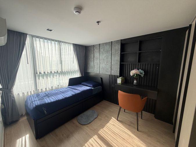 picture Luxury duplex 2Bedroom in Rama 9 with soaring ceilings & natural light. - 9/10