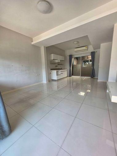 รูป 🔥 ขายทาวน์โฮม🏡 อินดี้ ศรีนครินทร์-ร่มเกล้า | Indy Srinakarin-Romklao - รูปที่ 12/13