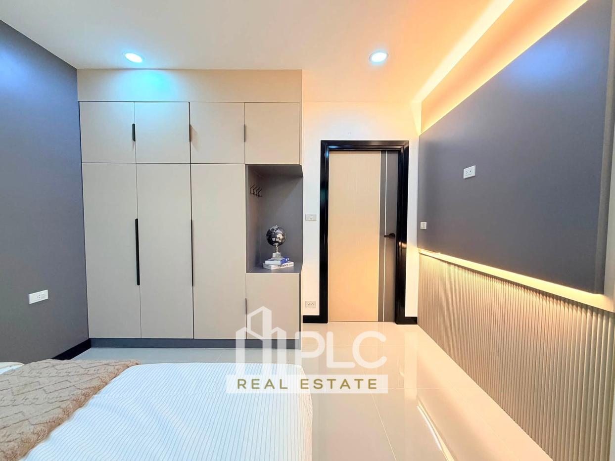 picture Modern Townhouse for Sale Jomtien Pattaya - 24/28