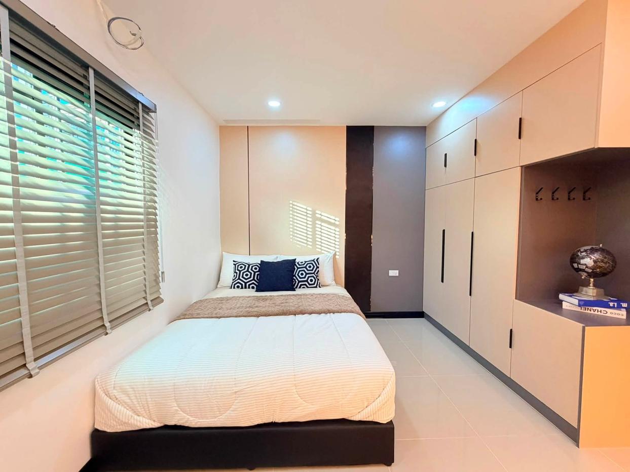 picture Modern Townhouse for Sale Jomtien Pattaya - 23/28