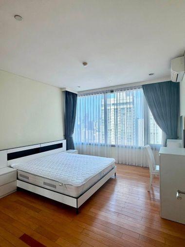 picture Aguston Sukhumvit 22 | Best Price Pet Friendly 🐶😸🚝 #2025121713503 - 3/12