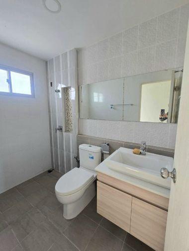 picture Single corner unit for sale in Grand Valley, a quality project located near Nong Mon, Chonburi. - 10/13