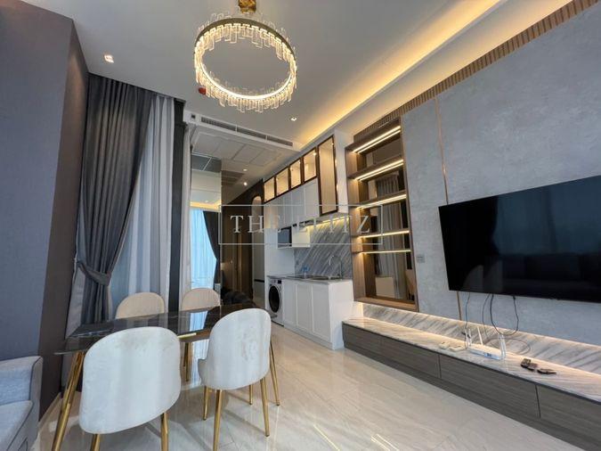รูป ✨The Ultimate Executive Address | High-Ceiling Luxury Design in Central Silom✨ - รูปที่ 5/27