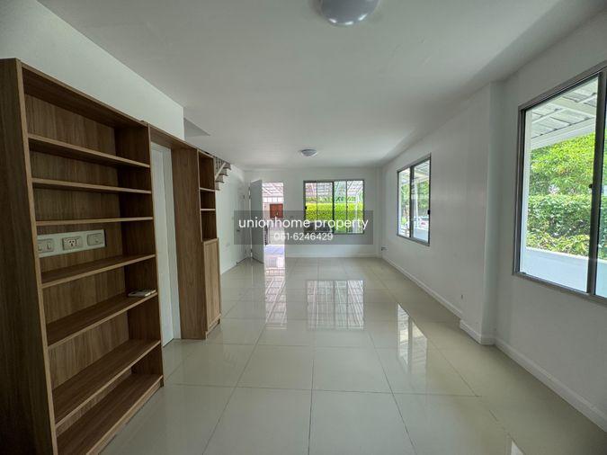 รูป ให้เช่าทาวน์โฮม 3 ชั้น ทาวน์พลัส อ่อนนุช-ลาดกระบัง ซอยลาดกระบัง 20/1 **21,000 บาท/ด.** (N.2288) - รูปที่ 22/24