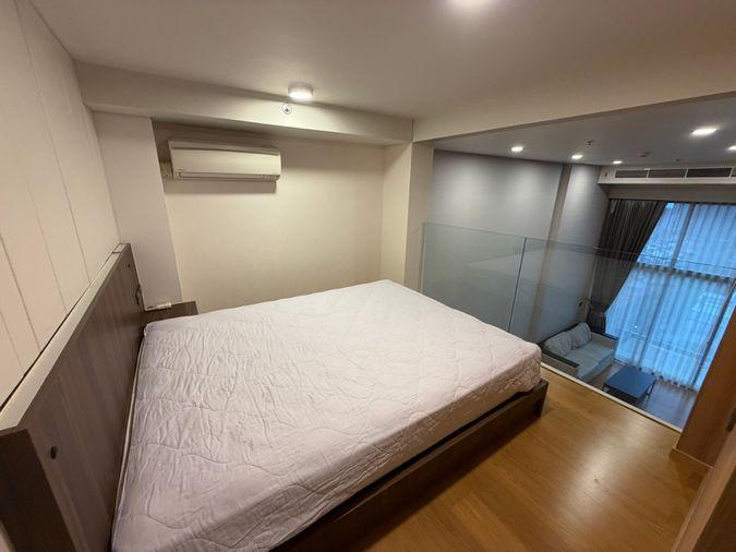 picture Siamese Exclusive 31 Duplex rooms, high ceilings, warm atmosphere. With a private elevator delivered directly to the room. and a spacious living room - 11/26