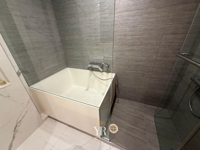 picture Siamese Exclusive 31 Duplex rooms, high ceilings, warm atmosphere. With a private elevator delivered directly to the room. and a spacious living room - 22/26