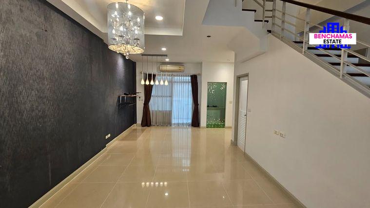 รูป 🔥 ขายทาวน์โฮม 3 ชั้น 🏡 บ้านกลางเมือง เออบาเนี่ยน สุขุมวิท 113 | Baan Klang Muang Urbanion Sukhumvit 113 - รูปที่ 2/23