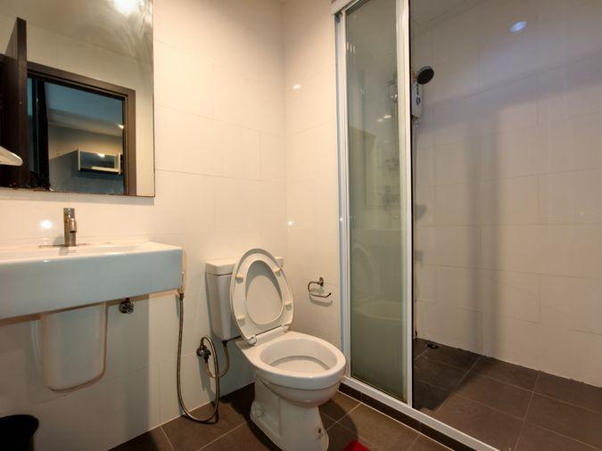 รูป คอนโด ให้เช่า : The Base Park East Sukhumvit 77 (( BTS Onnut Udomsuk  )) MK-02  line @livingbkk - รูปที่ 8/10
