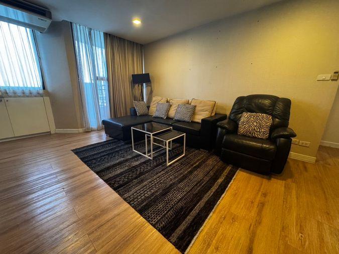 รูป Best Price ✨ให้เช่า Supalai Place Sukhumvit 39 ห้องสวย ตกแต่งเฟอร์ครบ พร้อมเข้าอยู่ ใกล้ BTS พร้อมพงษ์ 💗DS4013 | Line @Dstay - รูปที่ 2/17