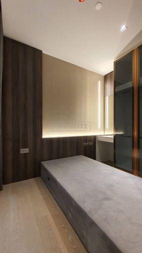 รูป ✨The Ultimate Executive Address | High-Ceiling Luxury Design in Central Silom✨ - รูปที่ 12/27
