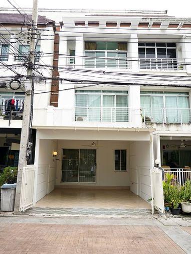 รูป 🔥 ขายทาวน์โฮม 3 ชั้น 🏡 บ้านกลางเมือง เออบาเนี่ยน สุขุมวิท 113 | Baan Klang Muang Urbanion Sukhumvit 113 - รูปที่ 1/23