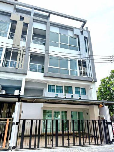 รูป HK0381♛♚ทาวน์โฮม 3 ห้องนอน ให้เช่า𝓼ขาย⚝ลาดพร้าว♜MRT ลาดพร้าว 71∞099-5919653,065-9423251▚Line@sureresidence - รูปที่ 1/16