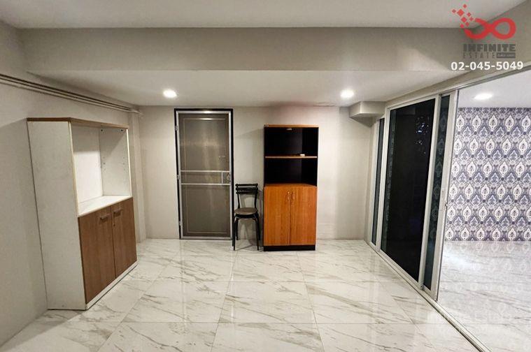 รูป ขายอาคารพาณิชย์ 2 คูหา 3.5 ชั้น 54 ตร.ว. ติดถนนพระยาสุเรนทร์ - รามอินทรา ทำโฮมออฟฟิศเหมาะมาก ใกล้รถไฟฟ้าสายสีชมพู - รูปที่ 5/17