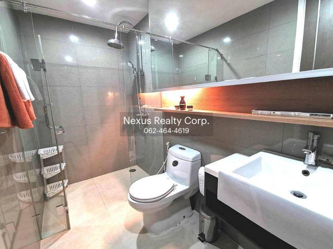 picture Spacious 1-Bedroom Condo on High Floor with Open View | 15 Sukhumvit Residences | 50 Sq.m. - 6/6