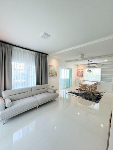 รูป ให้เช่าบ้านที่วิลาจจิโอ้ 3 ศรีนครินทร์ บางนา  - รูปที่ 4/16