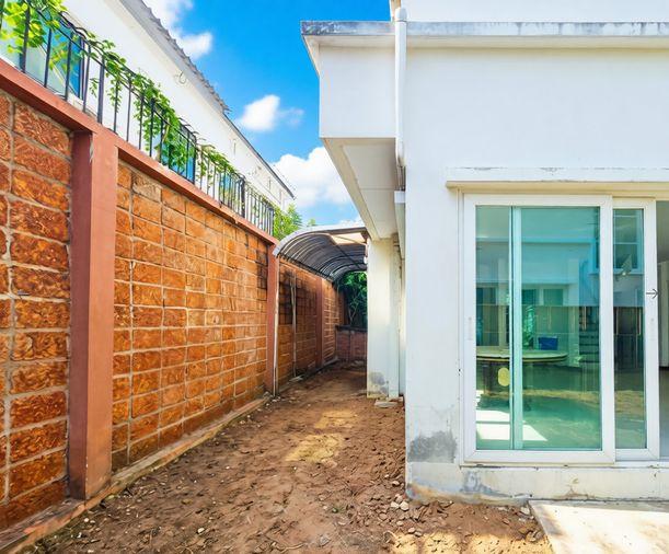 picture 🏠 House for Sale : Laddarom Rachaphruk - Rattanathibet 2   Property Code | LNP-H1108  - 4/14