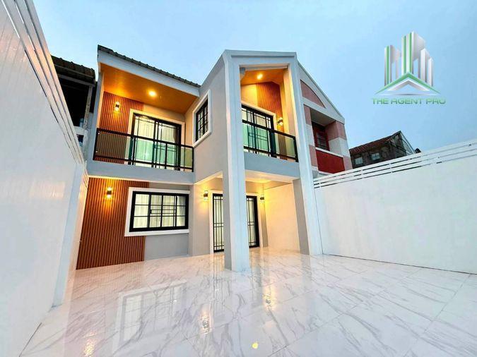 picture ⭐✨ RH-135 3-Story Townhome for Sale (Phetkasem 68 Soi 10) ✨⭐ - 1/20