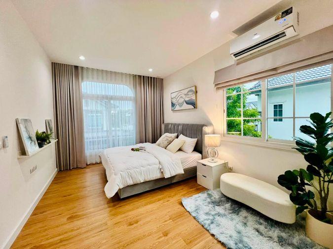 picture Grandio Bangna Km.5 | Corner House | Private Zone | 4 Bedrooms Line ID: puttcapital - 8/12