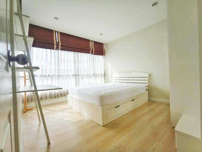 picture 🟪🟦🟩🟨🟧 Condo for rent, Zenith Place Huai Khwang // 🚇Near MRT Huai Khwang (separate enclosed kitchen) 🛎️🛎️ | Line@: @assetspro - 1/7