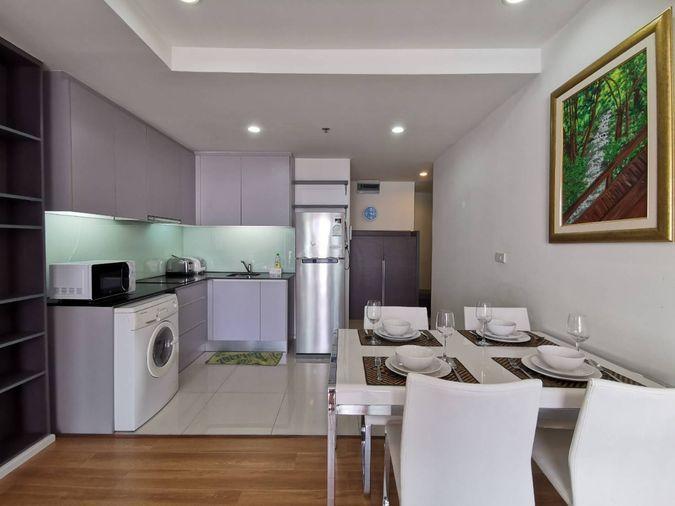 picture Spacious 1-Bedroom Condo on High Floor with Open View | 15 Sukhumvit Residences | 50 Sq.m. - 3/6