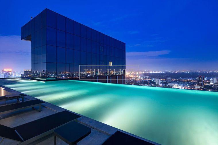 รูป  ✨The Ultimate Urban Sanctuary | High-Ceiling Duplex Layout with Panoramic Skyline Views ✨ - รูปที่ 10/12